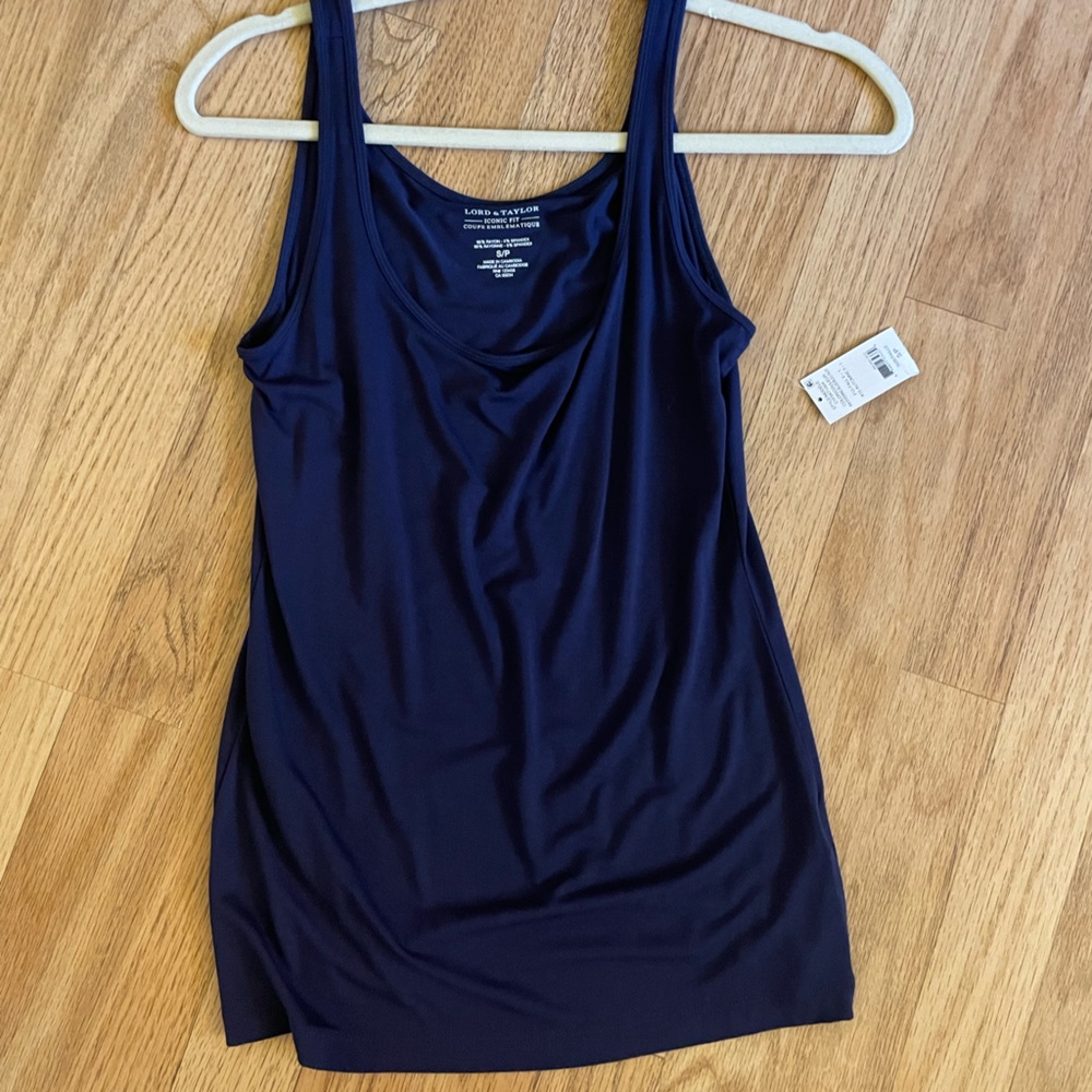 LORD & TAYLOR tank top and cardigan set